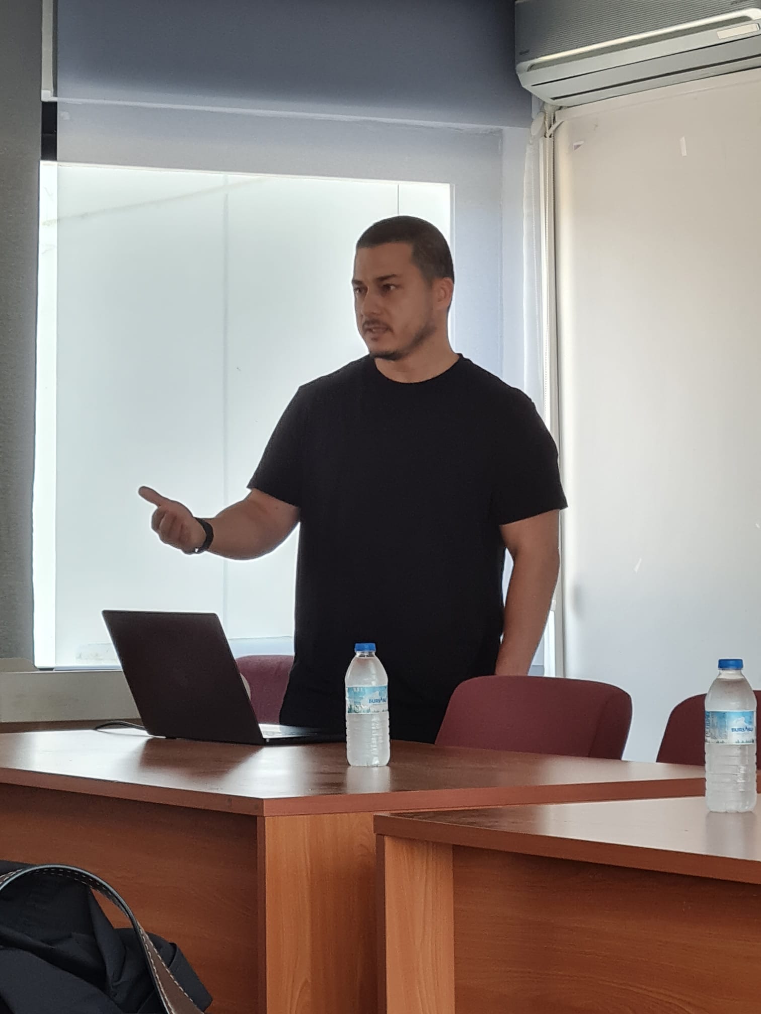 Yerin İzinden Seminer Görselleri